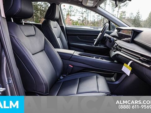 Certified 2025 Nissan Murano SV image 22