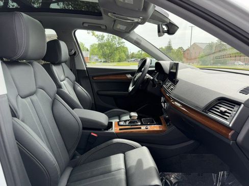 Certified 2023 Audi Q5 2.0T Premium Plus w/ Premium Plus Package AWD/4WD image 28
