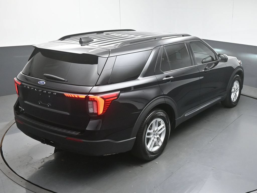 Used 2025 Ford Explorer Active RWD image 46