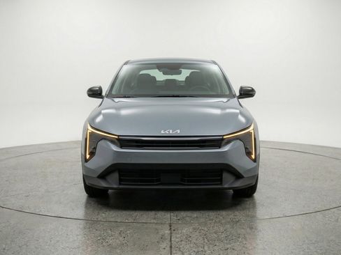 Used 2025 Kia K4 FWD image 2