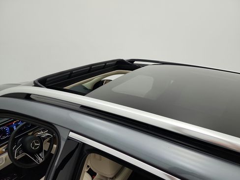 Certified 2024 Mercedes-Benz GLE 350 4MATIC image 11