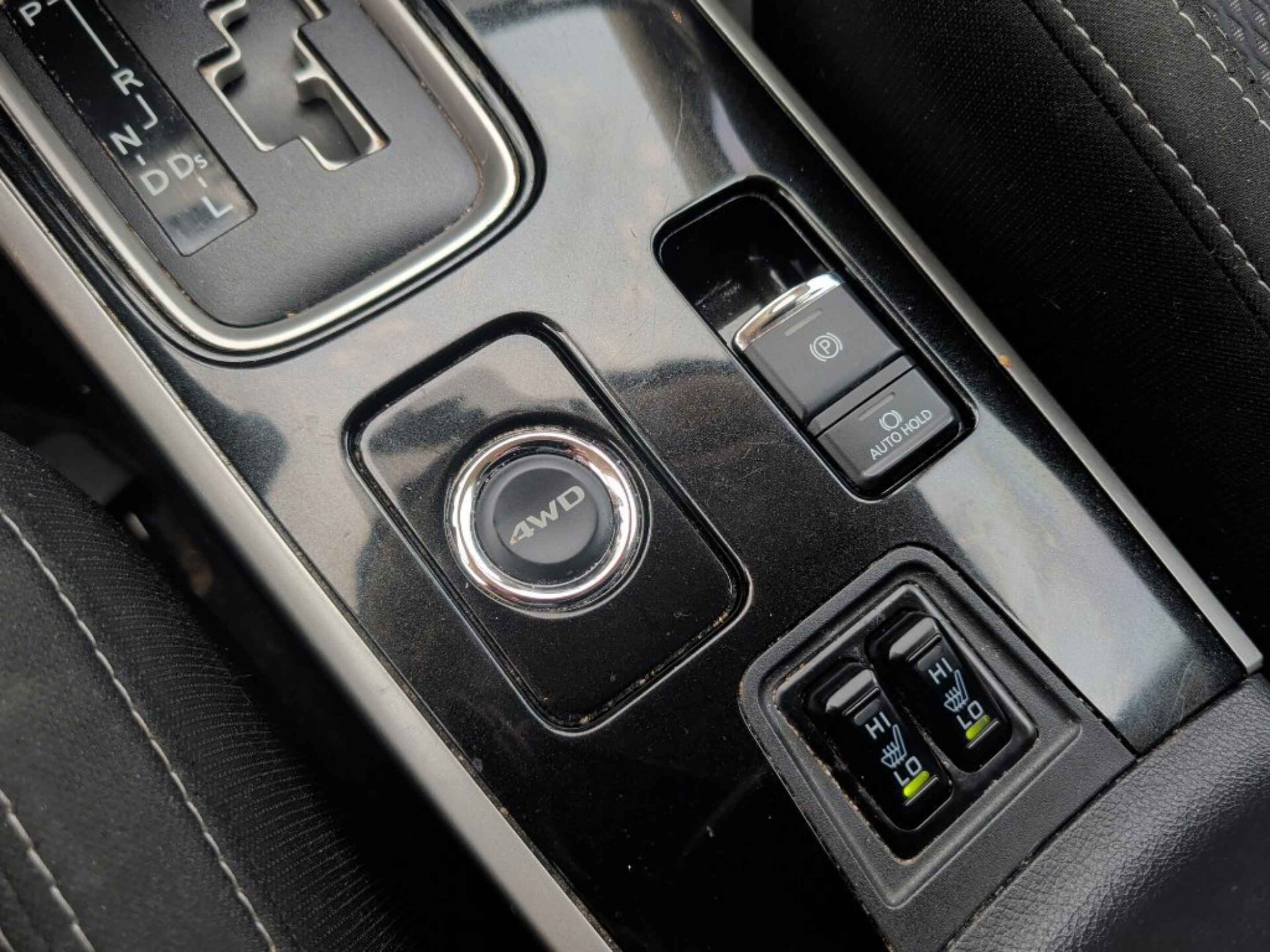 Used 2019 Mitsubishi Outlander ES AWD/4WD image 25