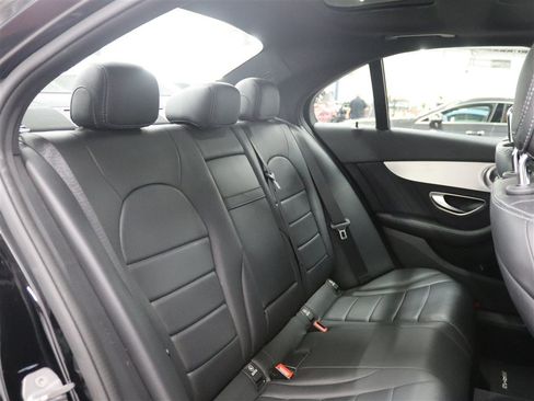 Used 2018 Mercedes-Benz C 300 4MATIC Sedan image 22