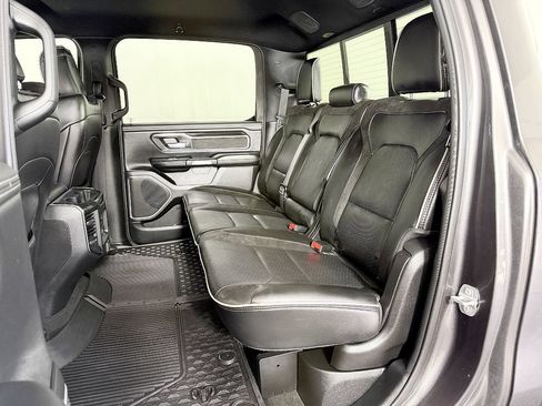 Used 2019 RAM 1500 Laramie w/ Sport Appearance Package AWD/4WD image 47