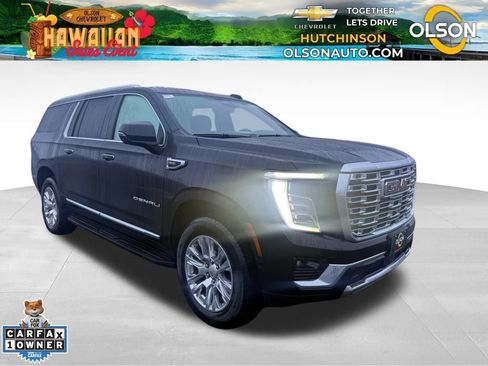 Used 2025 GMC Yukon XL Denali image 7