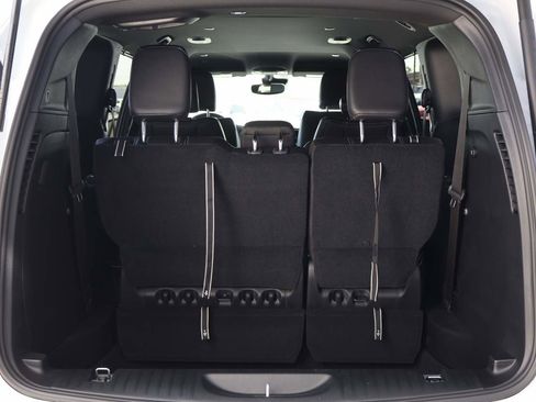 New 2026 Chrysler Pacifica Select FWD image 12