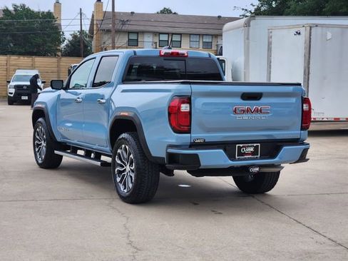 Used 2025 GMC Canyon Denali AWD/4WD image 3