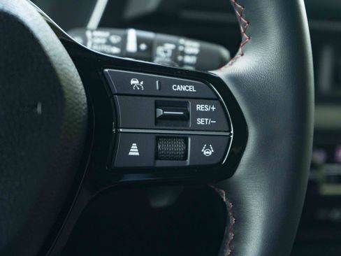 Used 2026 Honda Pilot Black Edition image 23
