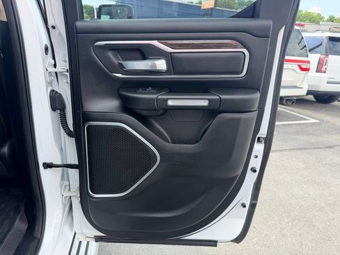 Used 2019 RAM 1500 Laramie AWD/4WD image 24