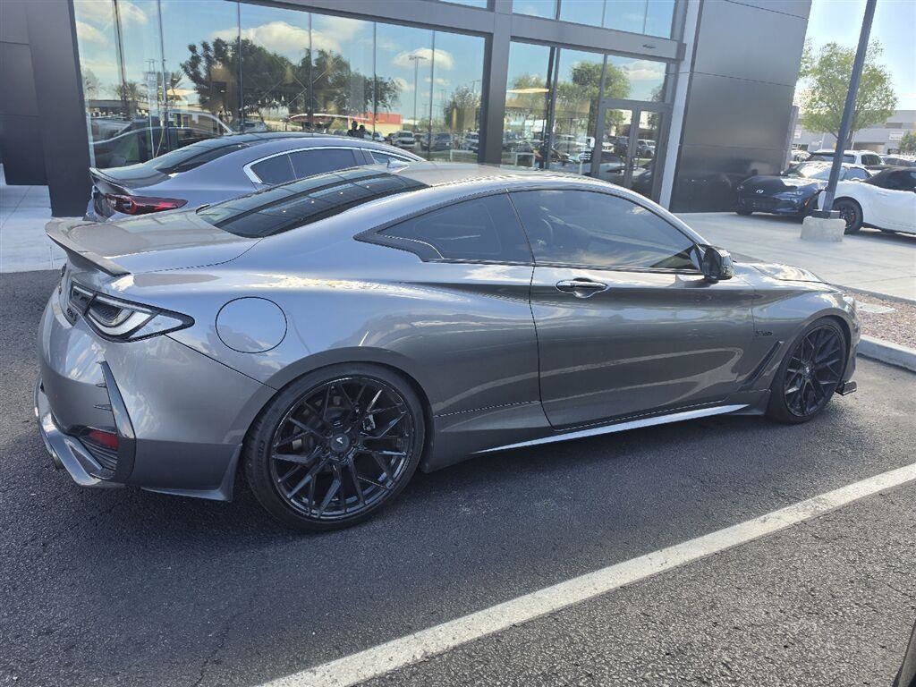 Used 2018 INFINITI Q60 3.0t Luxe AWD/4WD image 6
