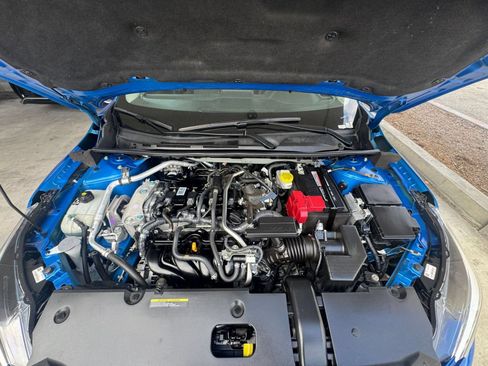 Used 2025 Nissan Sentra SV FWD image 26