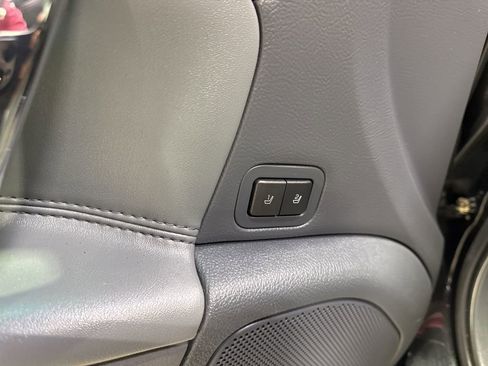 Used 2010 Lincoln MKZ AWD image 30