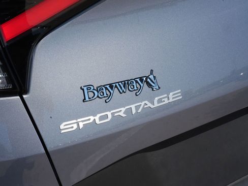 Used 2025 Kia Sportage LX image 20