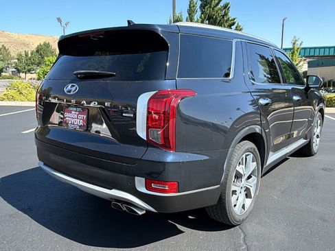 Used 2022 Hyundai Palisade SEL w/ Premium Package AWD/4WD image 3