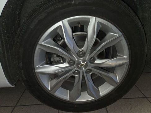 Used 2024 Chevrolet Malibu LT FWD image 10