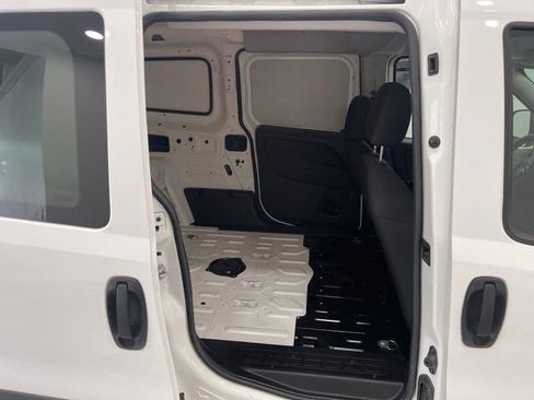 Used 2021 RAM ProMaster City Tradesman image 28