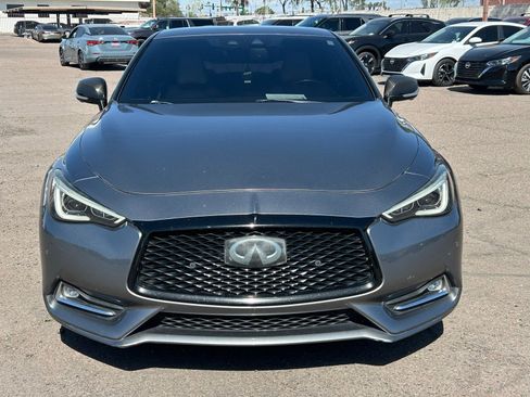 Used 2017 INFINITI Q60 Red Sport 400 image 3