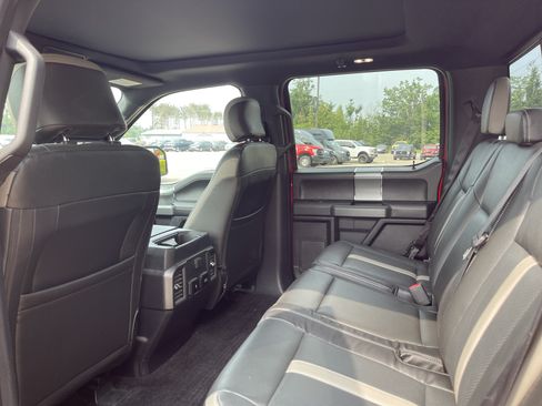 Used 2017 Ford F150 XLT w/ Equipment Group 302A Luxury AWD/4WD image 11