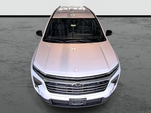 New 2026 Chevrolet Traverse LT w/ Driver Confidence Package AWD/4WD image 6