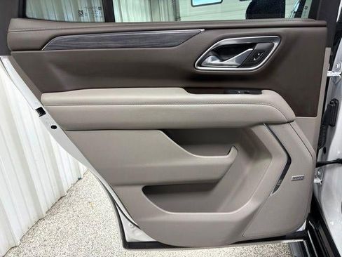 Used 2021 GMC Yukon SLT w/ SLT Premium Package image 54