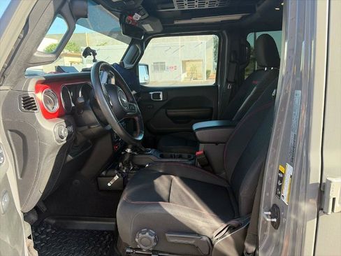 Used 2021 Jeep Wrangler Unlimited Rubicon AWD/4WD image 6