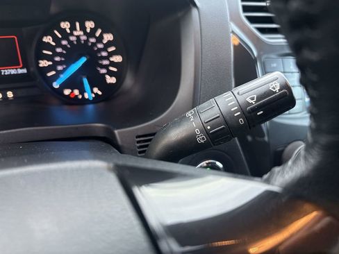 Used 2019 Ford Explorer XLT AWD/4WD image 19