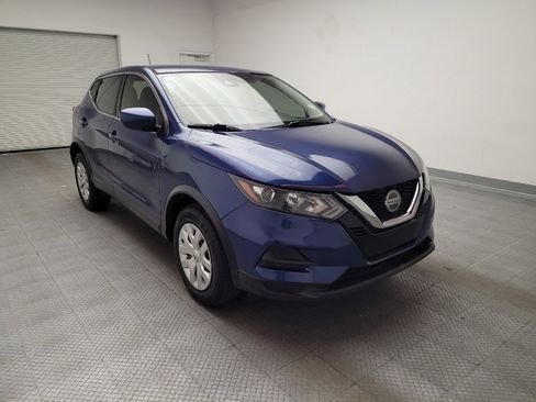 Used 2020 Nissan Rogue Sport S image 13