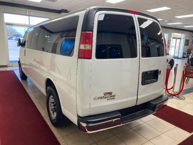 Used 2014 Chevrolet Express 3500 LT w/ LT Preferred Equipment Group RWD image 4