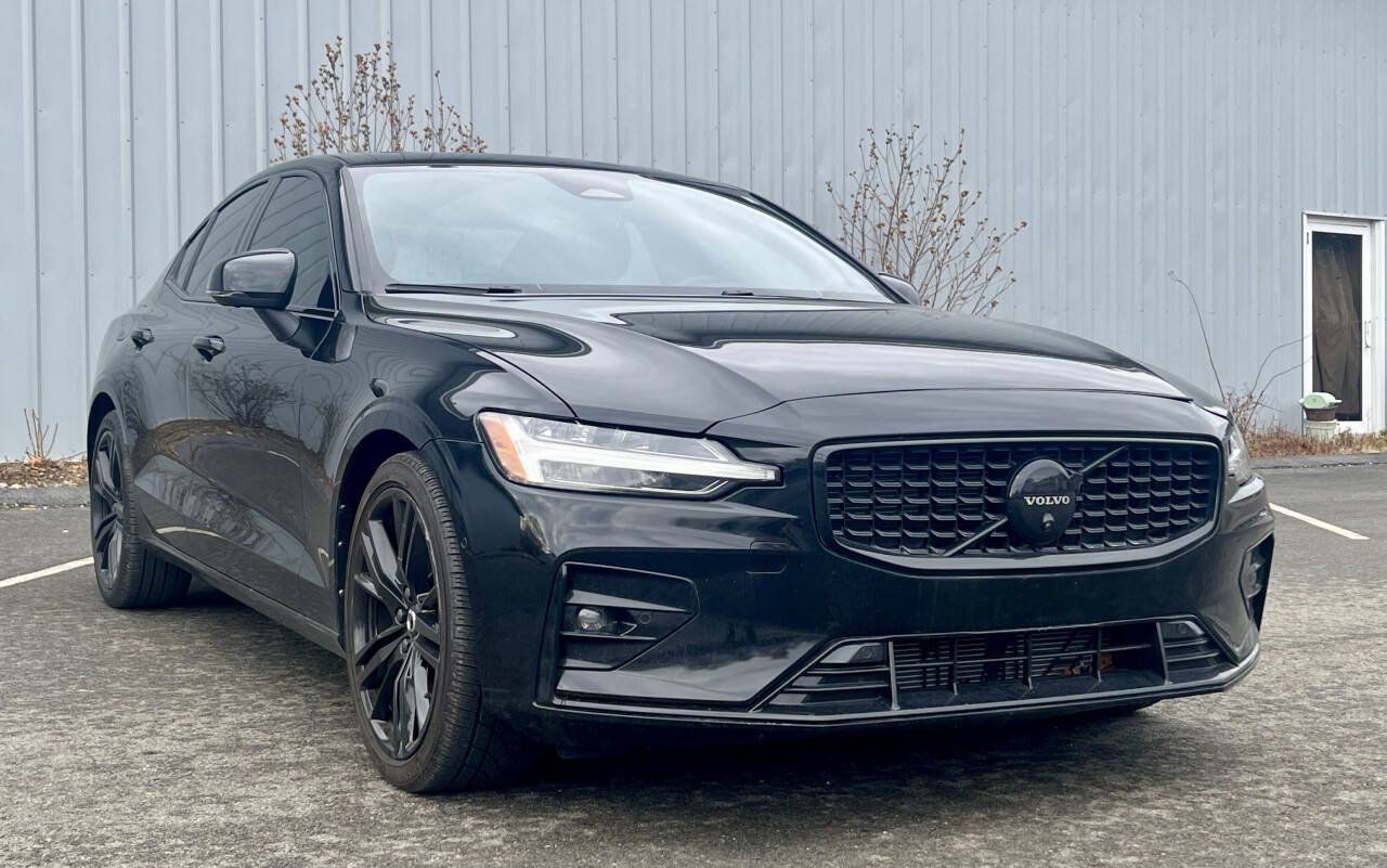 Used 2024 Volvo S60 B5 Plus FWD image 7