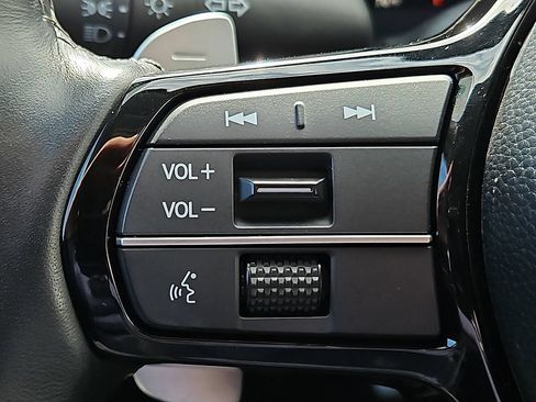Used 2025 Acura ADX FWD image 22