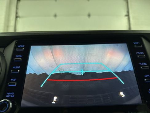 Used 2023 Toyota Tacoma TRD Sport w/ Technology Package image 27