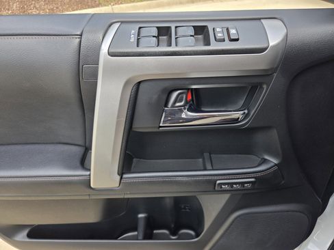 Used 2024 Toyota 4Runner Limited RWD image 27