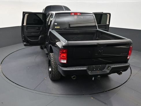 Used 2017 RAM 1500 Express w/ Black Ram 1500 Express Group AWD/4WD image 32