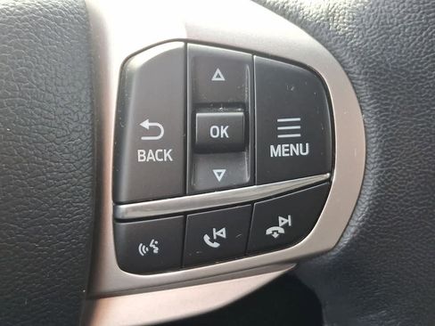 Certified 2024 Ford Explorer XLT image 24