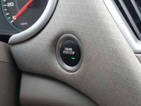 Used 2024 Chevrolet Malibu LT image 16