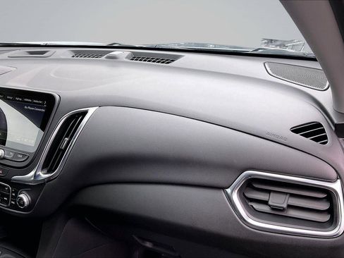 Used 2023 Chevrolet Equinox LT AWD/4WD image 17