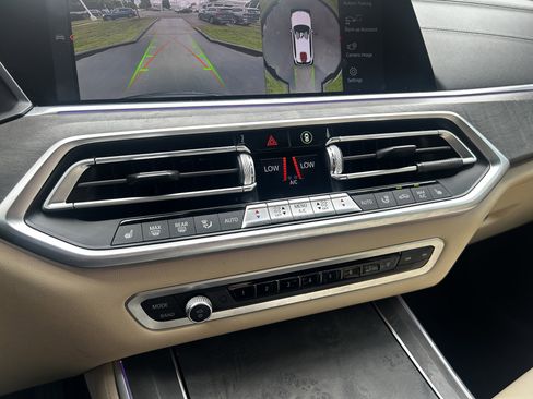 Used 2021 BMW X5 sDrive40i w/ Premium Package RWD image 22