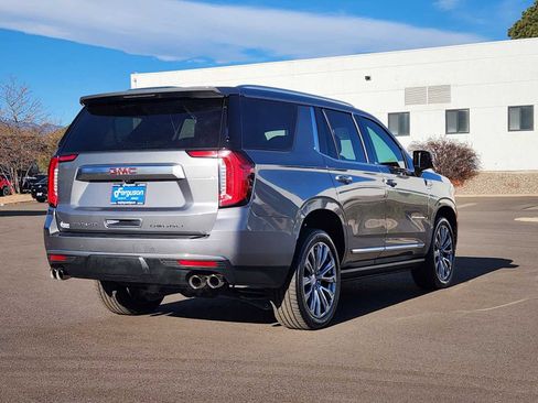 Used 2021 GMC Yukon Denali w/ Denali Premium Package image 3