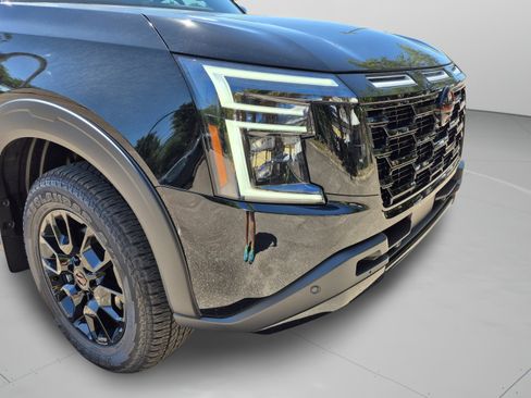New 2026 Nissan Armada PRO-4X AWD/4WD image 37