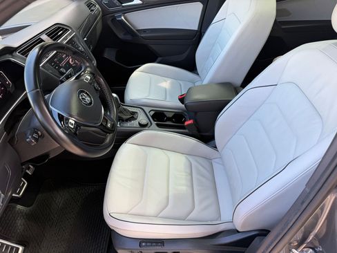 Used 2021 Volkswagen Tiguan SEL Premium R-Line AWD/4WD image 12