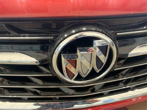 Used 2023 Buick Envision Preferred image 23