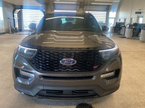 Used 2020 Ford Explorer ST w/ ST Street Pack AWD/4WD image 2