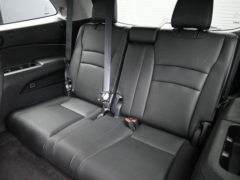 Certified 2022 Honda Pilot Touring image 22