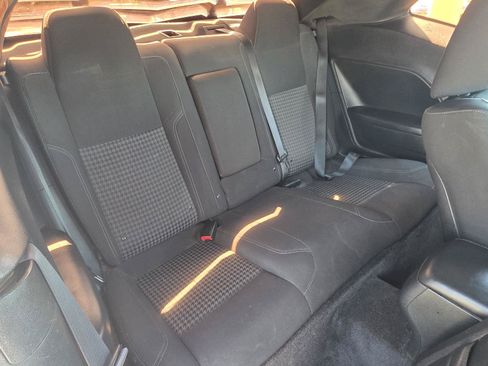 Used 2015 Dodge Challenger SXT RWD image 23