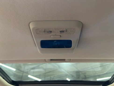 Used 2025 Kia Carnival SX FWD image 36