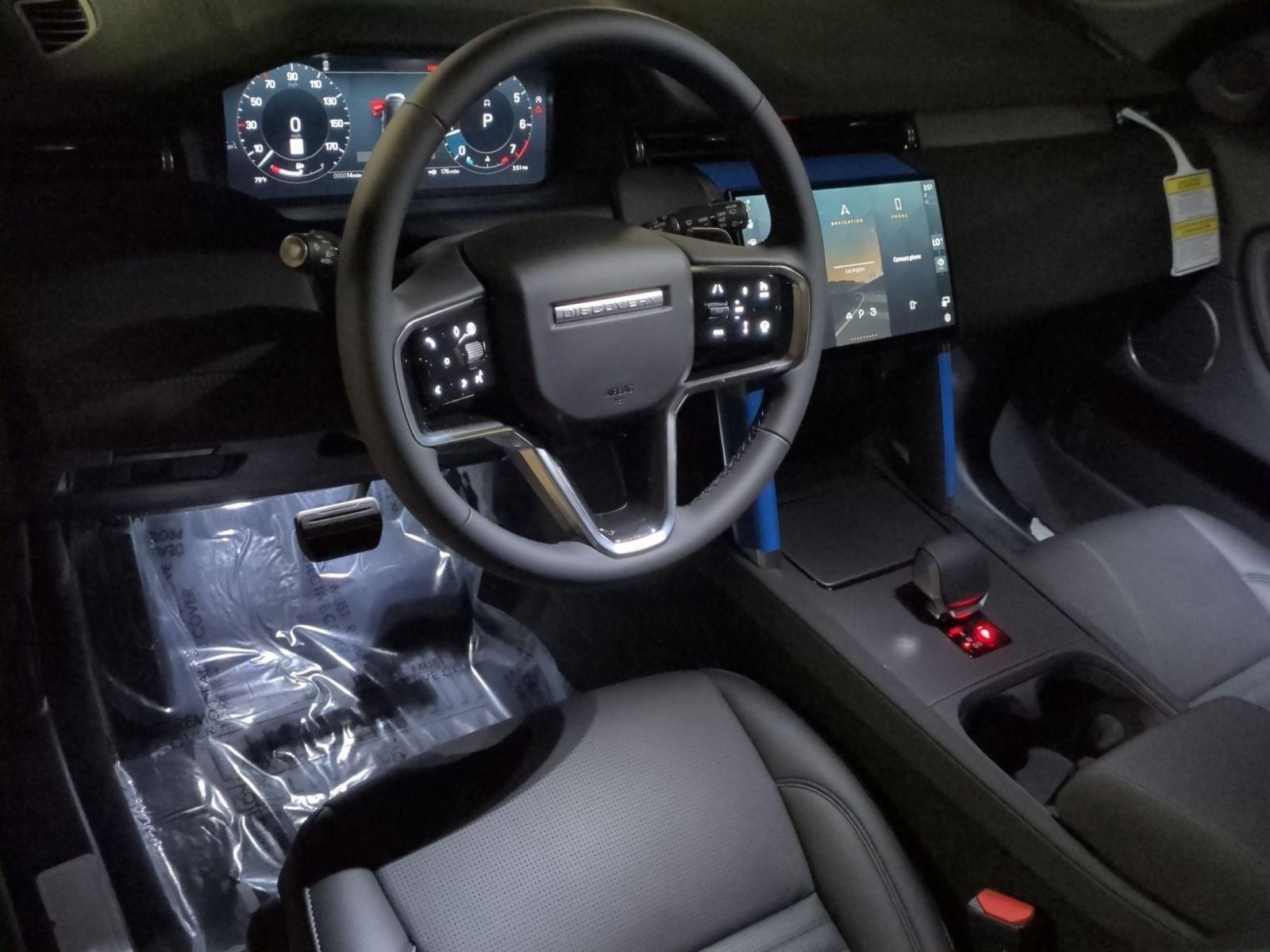 New 2026 Land Rover Discovery Sport Landmark AWD/4WD image 16
