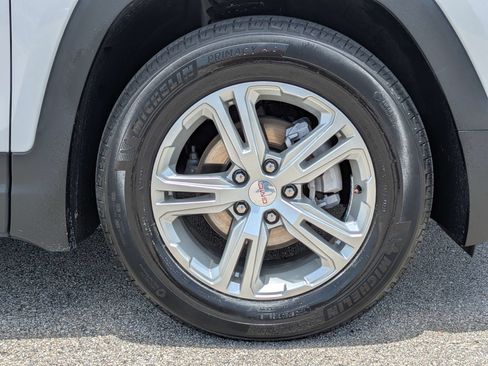 Used 2024 GMC Terrain SLE FWD image 11