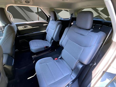 New 2026 Ford Explorer Active AWD/4WD image 10