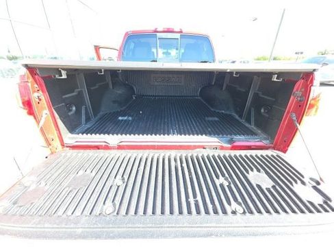 Used 2019 Nissan Frontier SV image 25