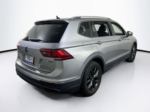 Used 2023 Volkswagen Tiguan SE image 5